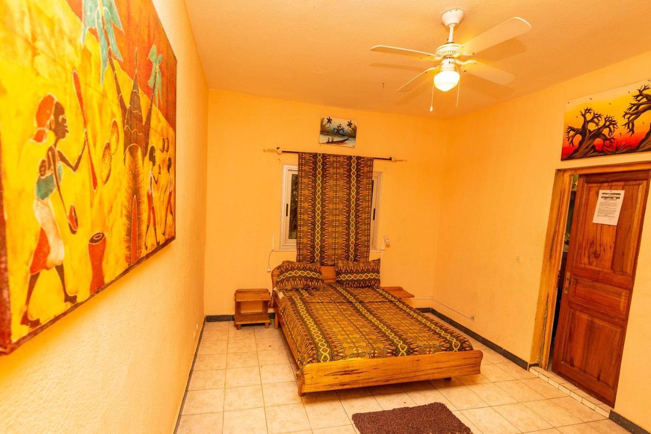 Auberge Africa Thiossane Saly Exterior foto