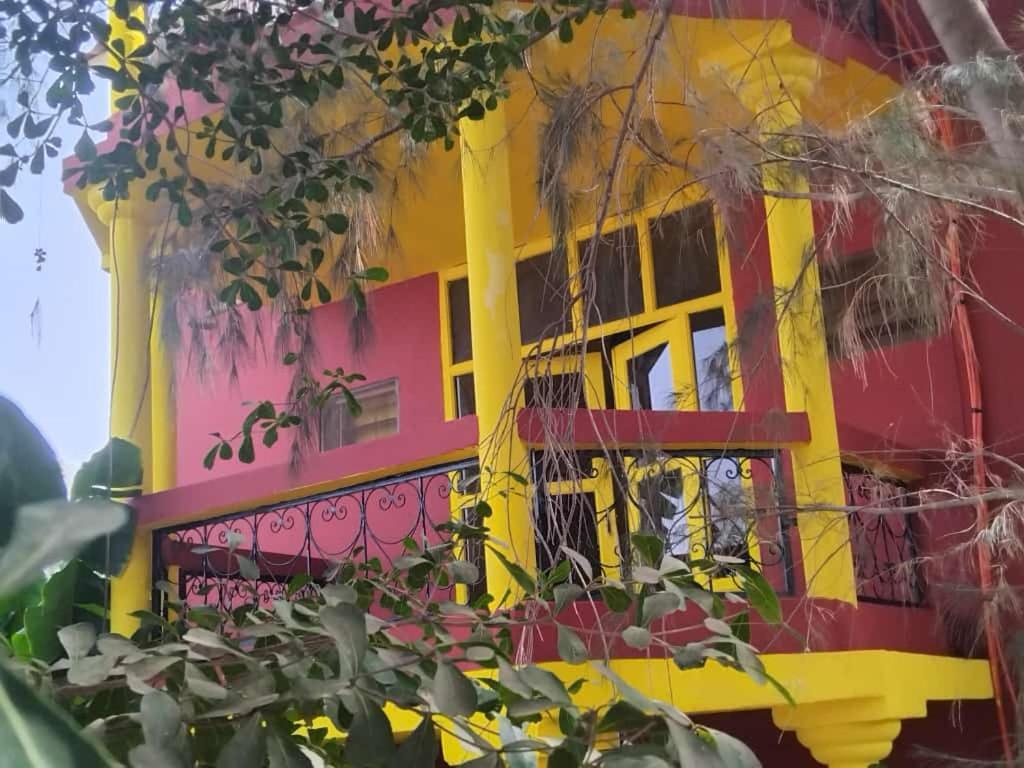 Auberge Africa Thiossane Saly Exterior foto